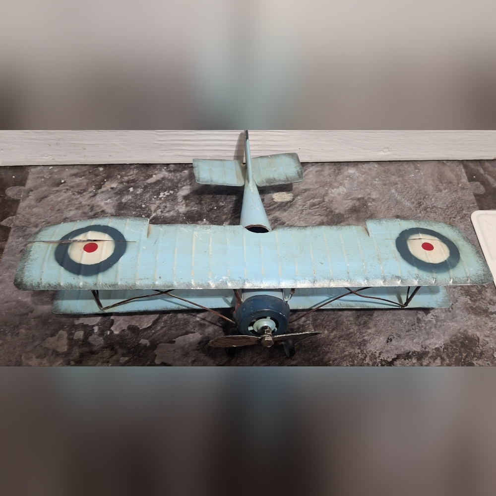 WW#1, BRITISH BIPLANE FIGHTER, TIN METAL TOY, Scale: 10" LENGTH, VINTAGE MADE .
